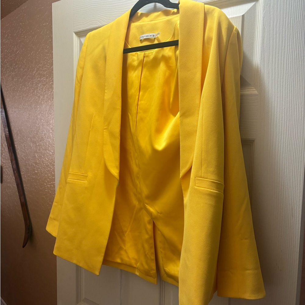 ALICE + OLIVIA Blazer Yellow